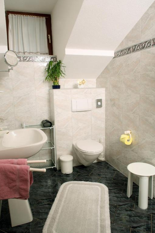 Liesing Gaestehaus Ortner חדר תמונה