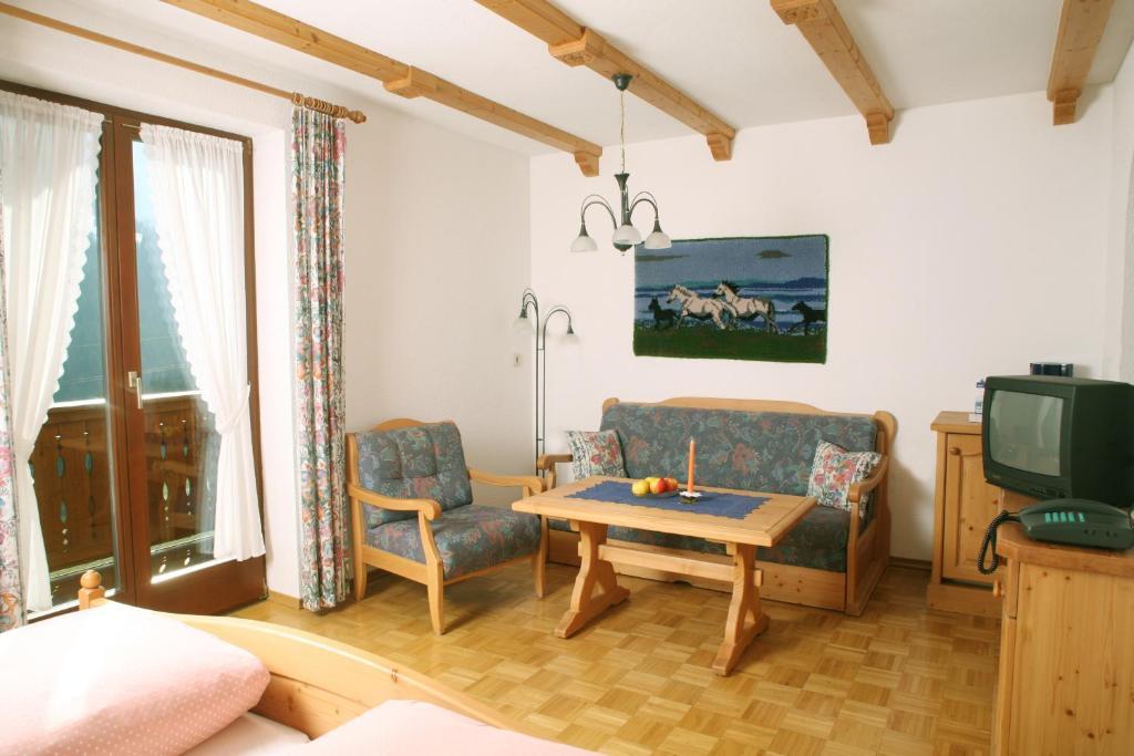 Liesing Gaestehaus Ortner חדר תמונה