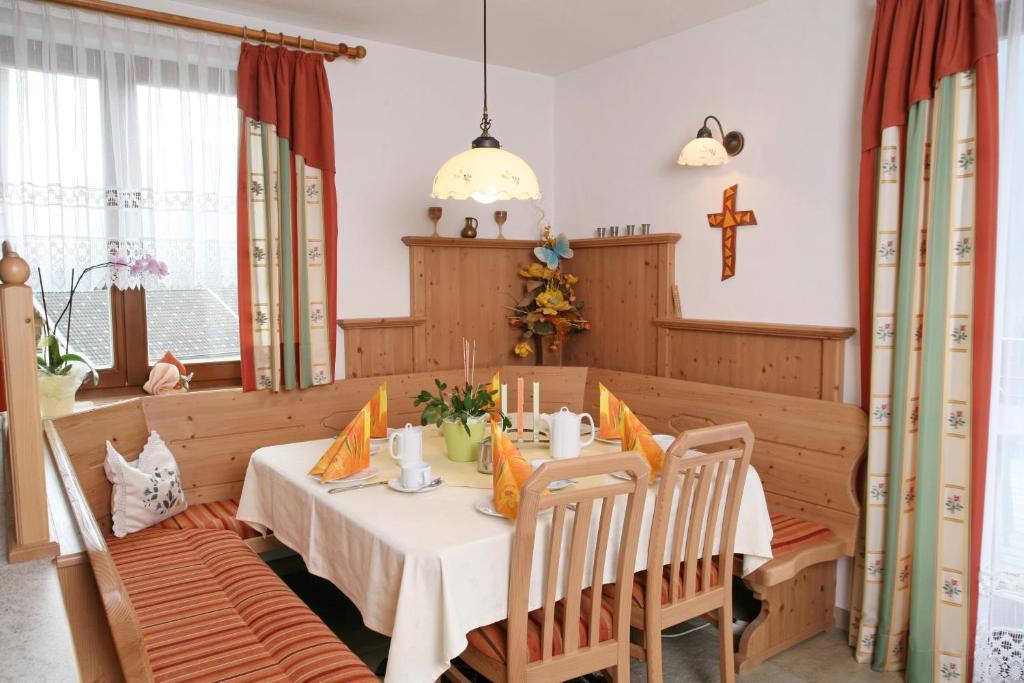 Liesing Gaestehaus Ortner מראה חיצוני תמונה